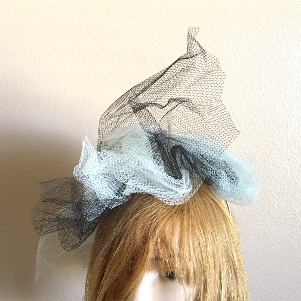 Fancy Fascinator - Picture 6 of 7